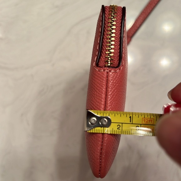 NWT Coach Crossgrain Leather Corner Zip Rose Petal Wristlet ***FIRM PRICE*** - Picture 10 of 10